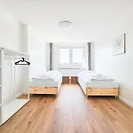 Tolstov Apartments - 5 Zimmer - Dachgeschoss - Citycenter *
