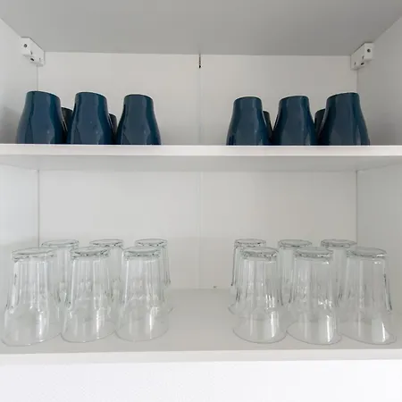 Tolstov - 5 - Dachgeschoss - Citycenter Apartmán Krefeld