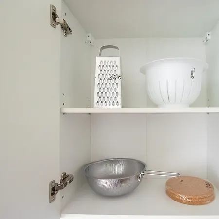 Apartment Tolstov - 2 Dachgeschosswohnung - 25 Min Zur Messe Dus *